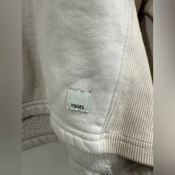 Vuori Cropped Crewneck Sweatshirt - Light Taupe - Picture 2 of 5